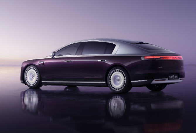 新车：华为尊界S800首张官图发布；小米SU7新增车速过快提醒；吉祥汽车首款车型上市；腾势Z9GT后排无冰箱版即将上市